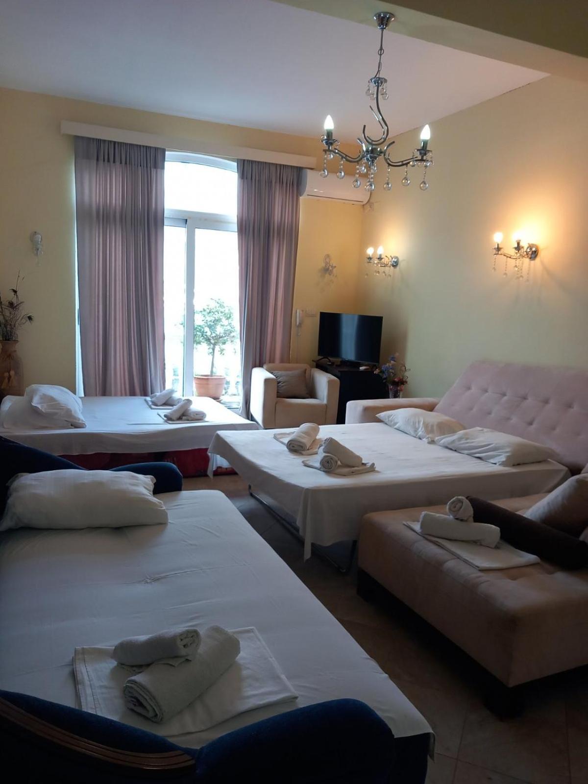 White Hills Apartments 부드바 외부 사진